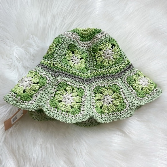 Steve Madden Crochet Floral Paper Straw Granny Square Bucket Hat Lime Green - Picture 1 of 8